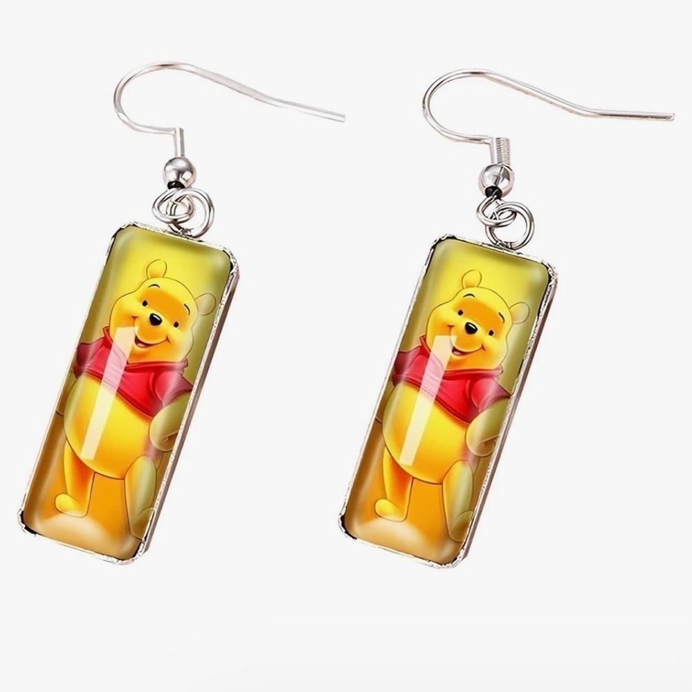 Winnie the Pooh earrings (new)